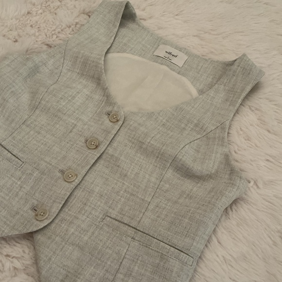 Aritzia - Wilfred Desire  Vest - Picture 6 of 9